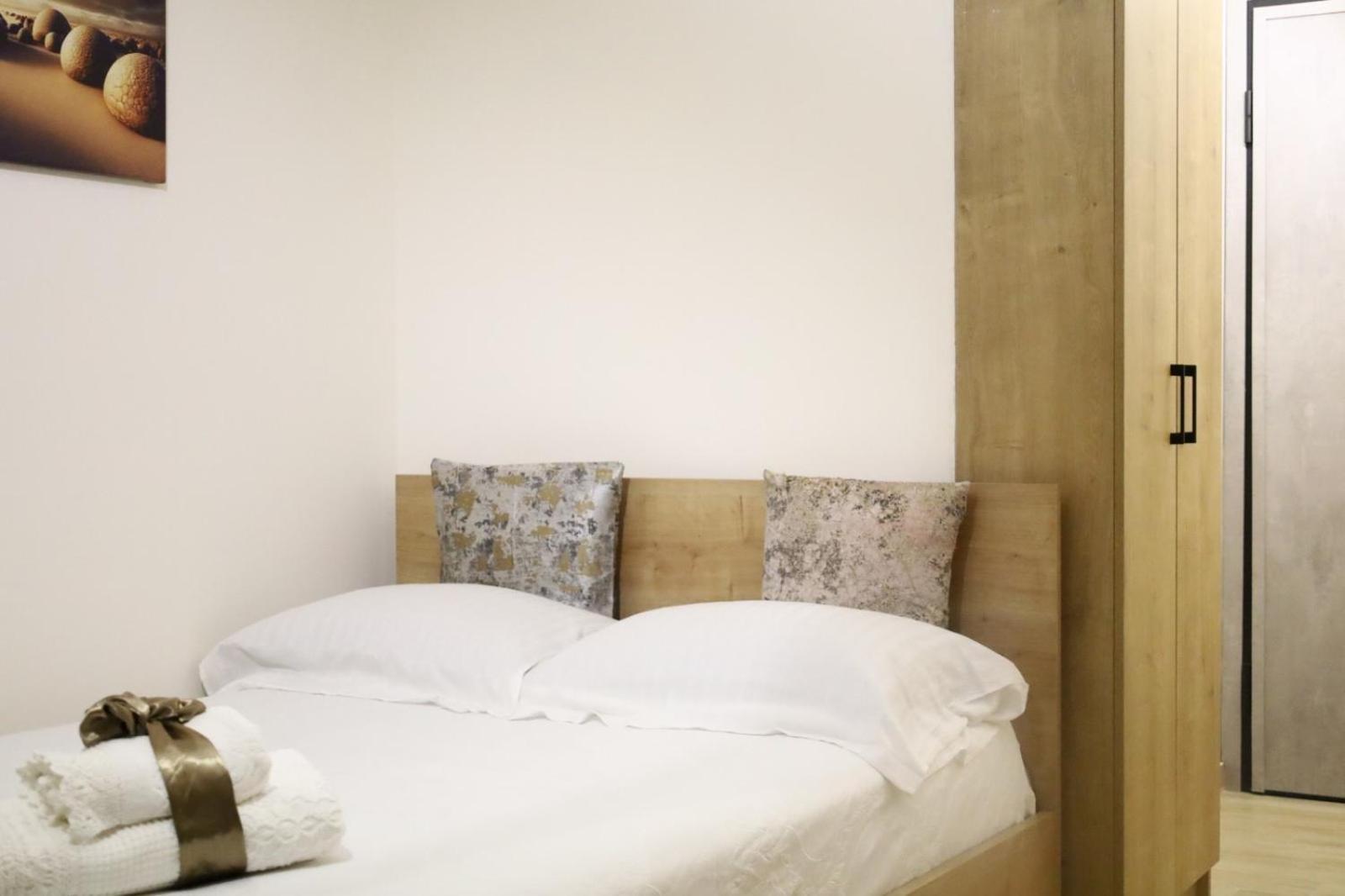 Bnb1 Xanthi